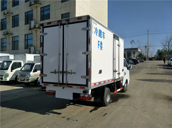 東風(fēng)途逸（3.5米）冷藏車(chē)（國(guó)六）