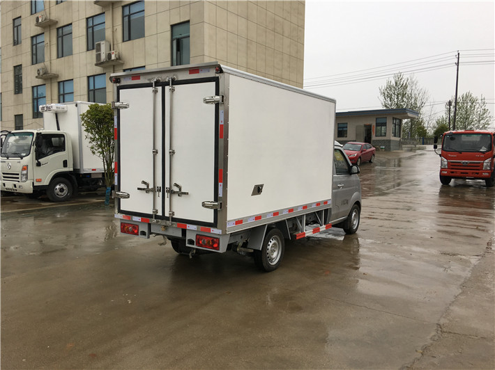 金杯T30（2.85米）冷藏車