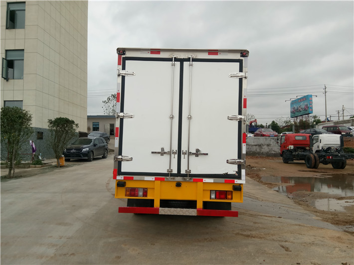 五十鈴雙排3.15米冷藏車(chē)