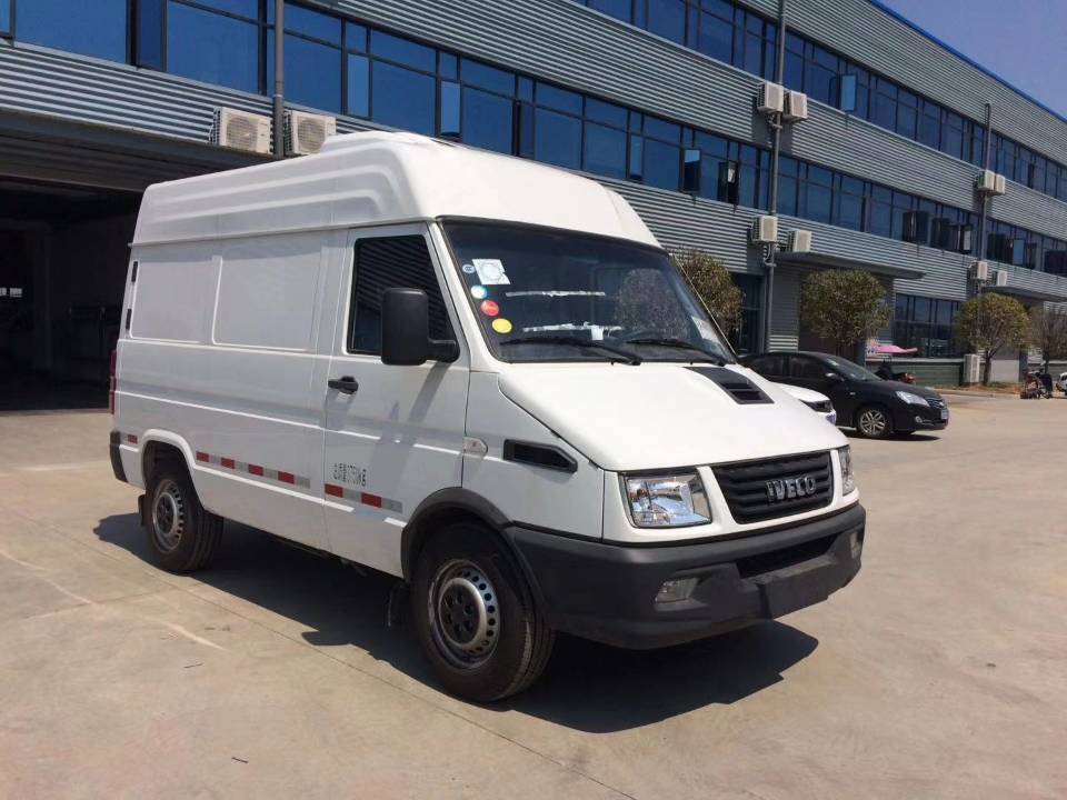 依維柯面包冷藏車（國六）