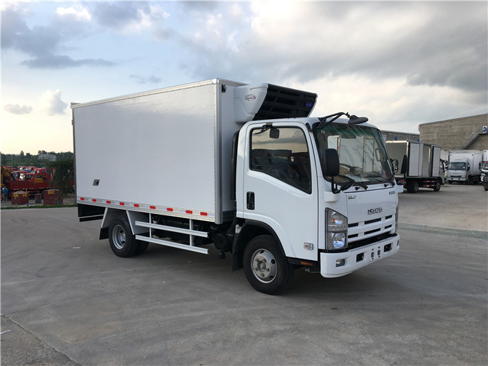 五十鈴KV600寬體（4.2米）冷藏車（進口版）