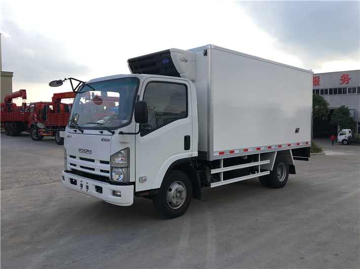 五十鈴KV600寬體（4.2米）冷藏車（進口版）