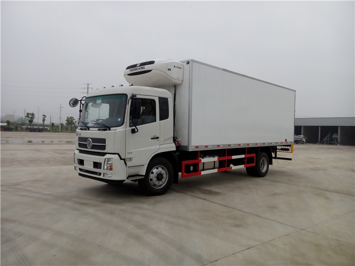 東風(fēng)天錦（7.6米）冷藏車