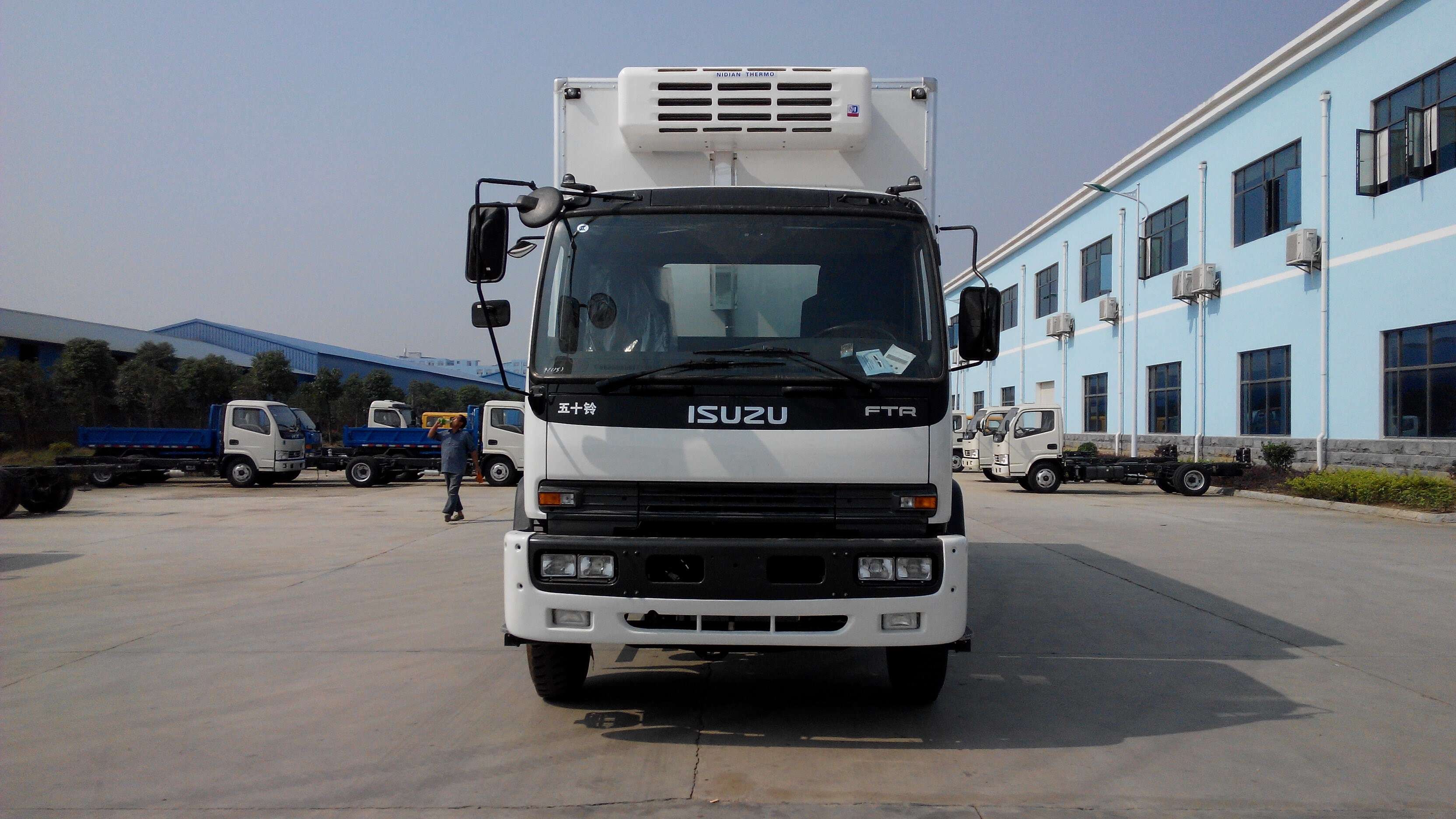 五十鈴（7.2米）冷藏車