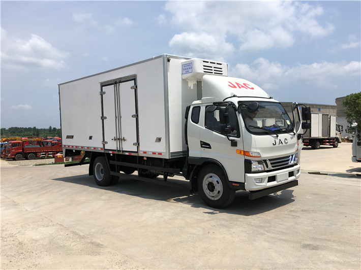 江淮駿鈴(6.2米)冷藏車