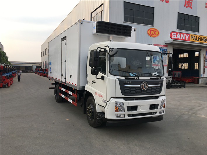 （國六）東風天錦6米6冷藏車