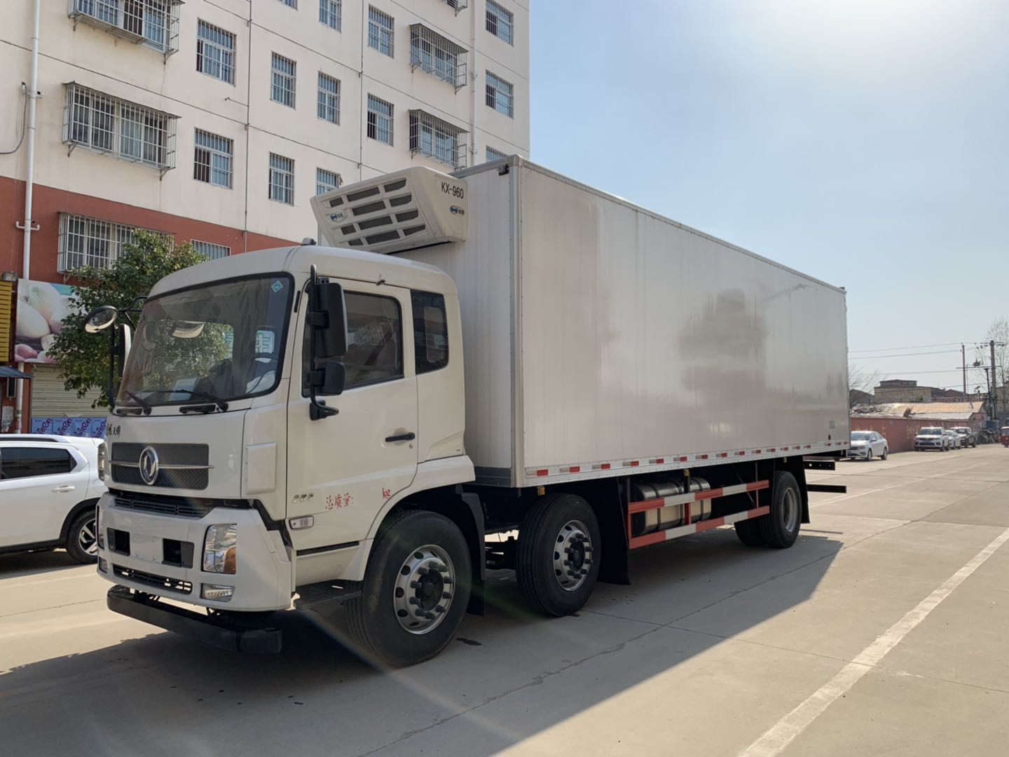 東風(fēng)天錦（8.6米）冷藏車