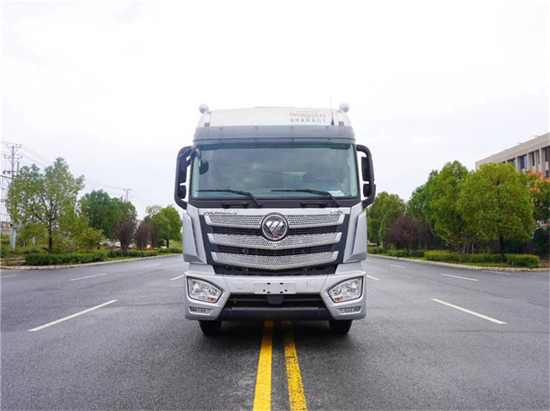 福田EST前四后八9.6米冷藏車