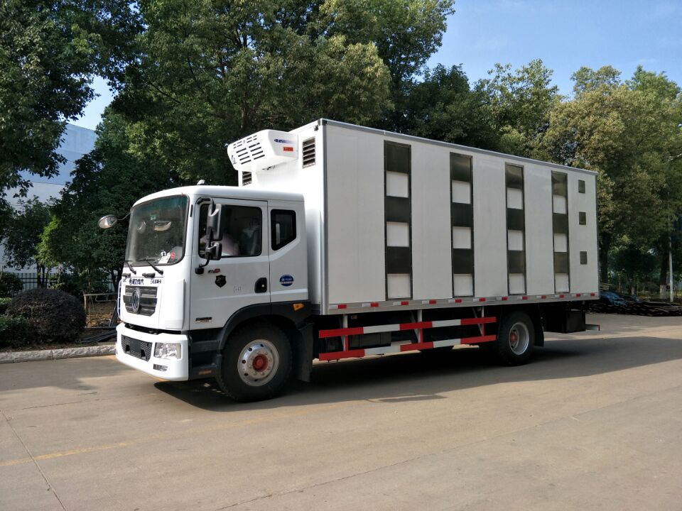 東風D9恒溫運豬車