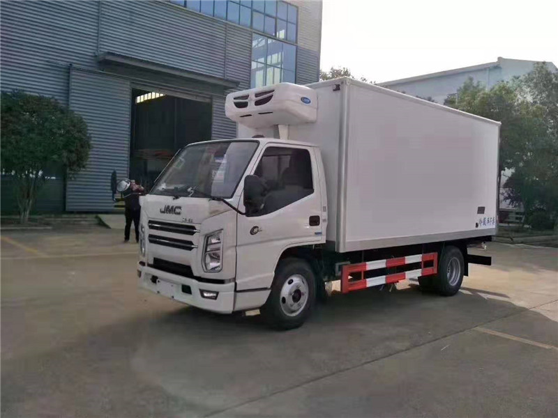 江鈴順達4.2米冷藏車