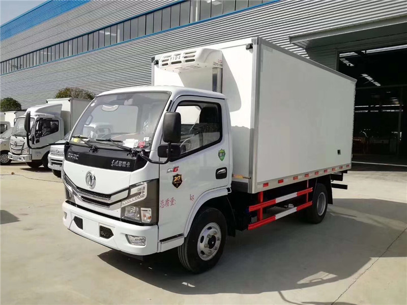 東風(fēng)多利卡4.2米冷藏車(chē)